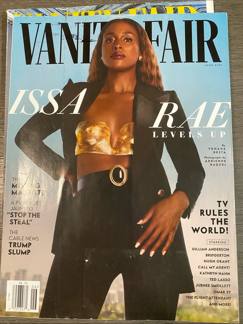 Magazine Bundle - Picture 5 of 10